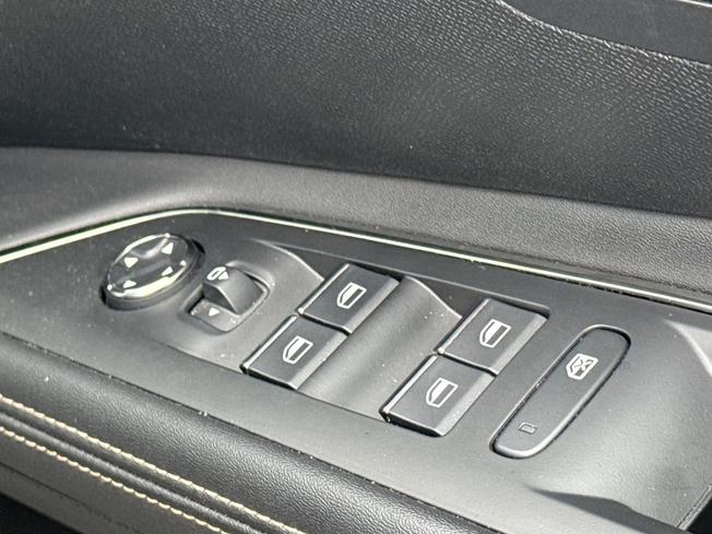 Peugeot 5008 Photo 33