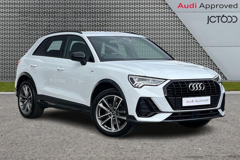 Used 2021 AUDI Q3 1.5 TFSI CoD 35 Black Edition SUV 5dr Petrol S Tronic Euro 6 (s/s) (150 ps) White at JCT600