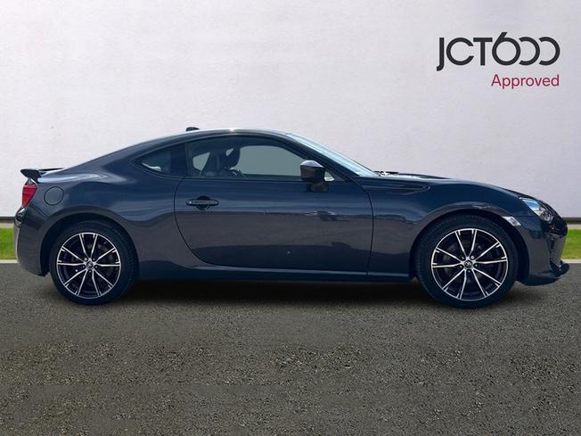 TOYOTA GT86 Photo 4