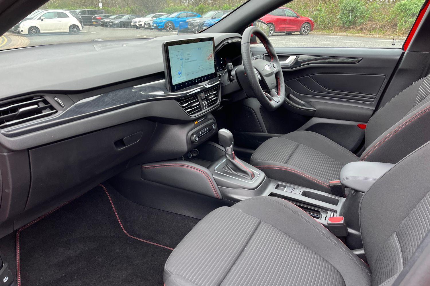 Ford FOCUS Photo 17