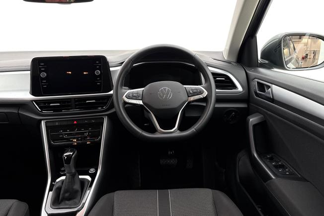 VOLKSWAGEN T-Roc Photo 11
