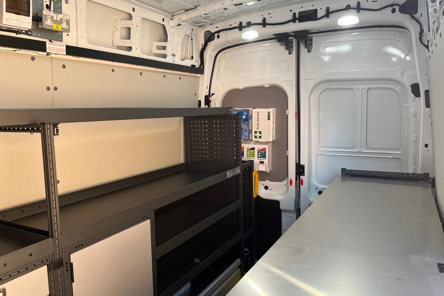 Used FORD TRANSIT BG75MKZ 4
