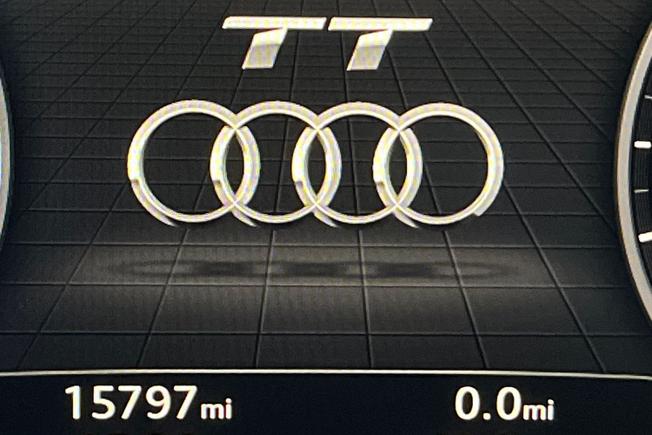 AUDI TT Photo 15