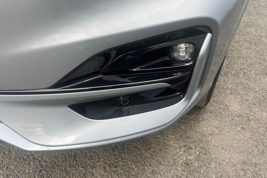 Ford KUGA Photo autoimg-75838c118e5d06eda7817392bdc851048ba81c38.jpg