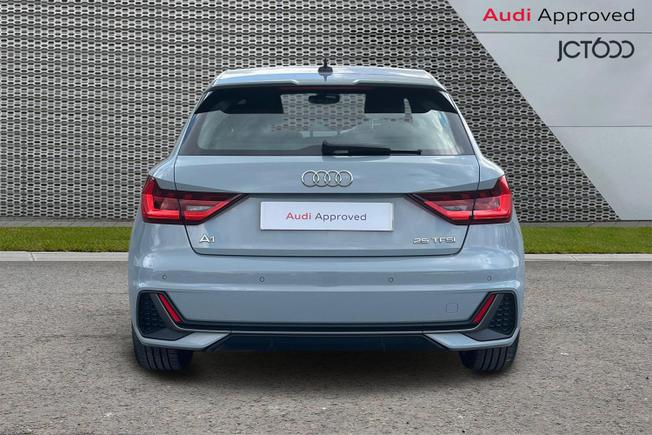 Audi A1 Photo 7