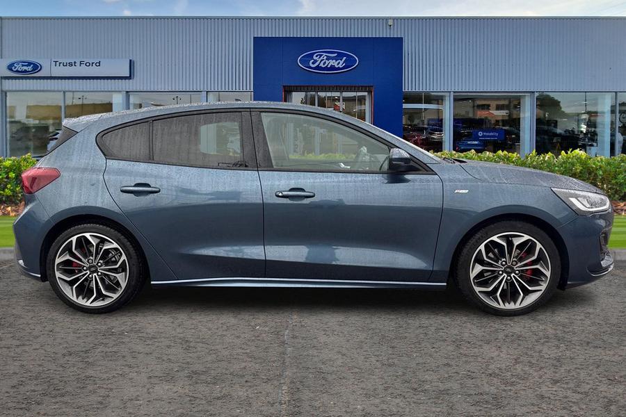 Ford Focus Photo autoimg-7586041305e0efb4182db4b7b7071be9b45a5242.jpg