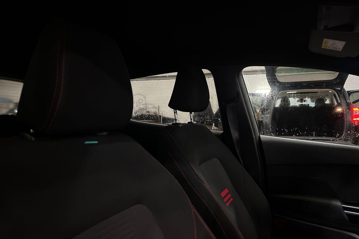 Ford FIESTA Photo 16