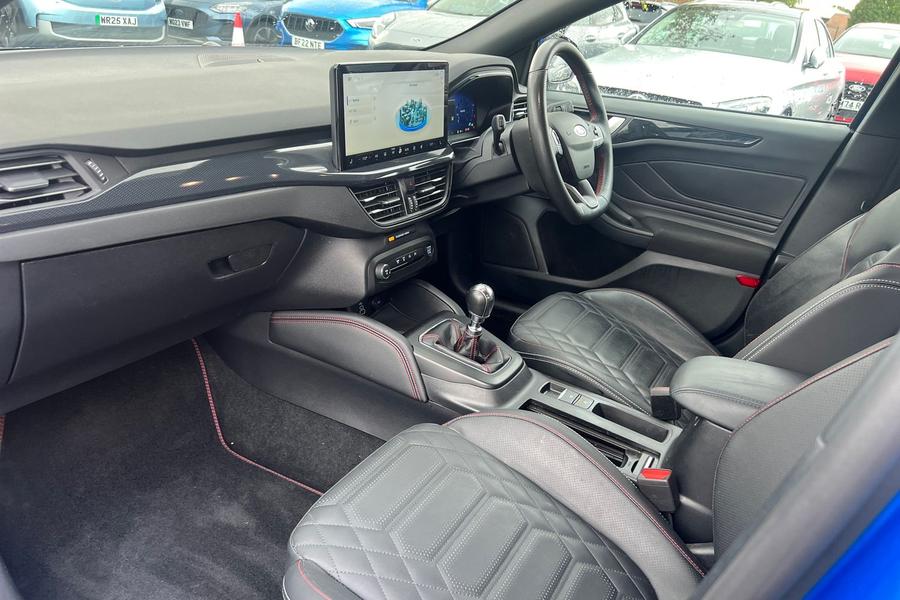 Ford FOCUS Photo autoimg-7589106696e65b2021b6c022242fbbdba5180d0e.jpg