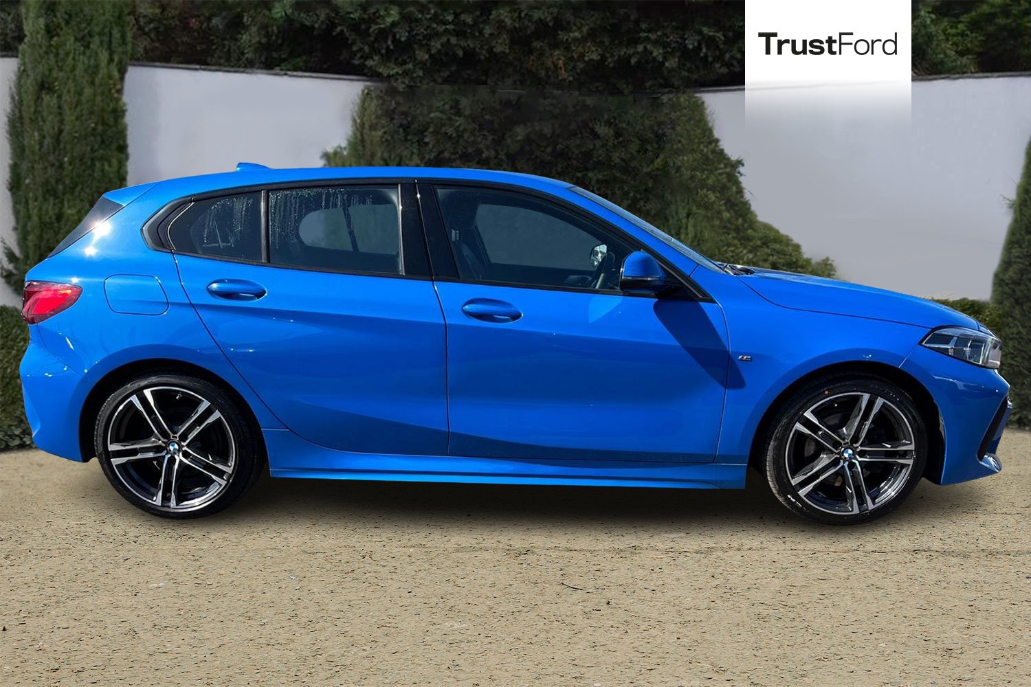 BMW 1 Series Photo 2