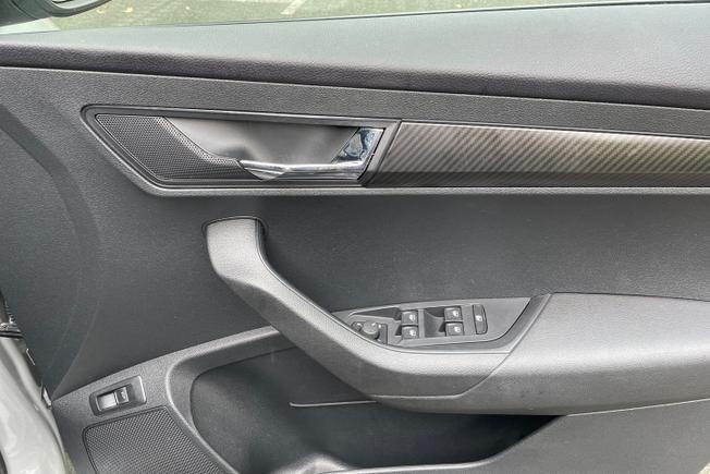 ŠKODA Karoq Photo 23