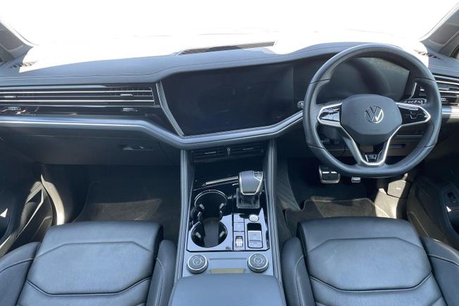 VOLKSWAGEN Touareg Photo 10