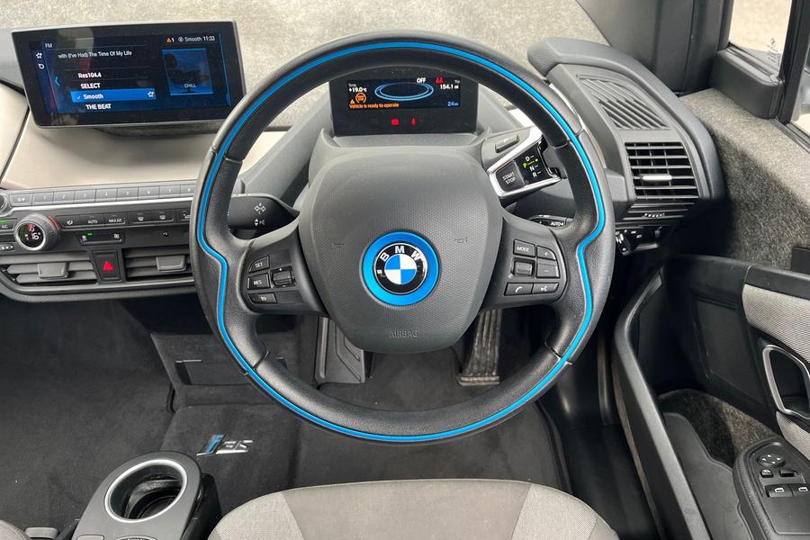 BMW I3 Photo autoimg-75954e0f5e7544be1ff7b7930fb7e8abf95a9846.jpg