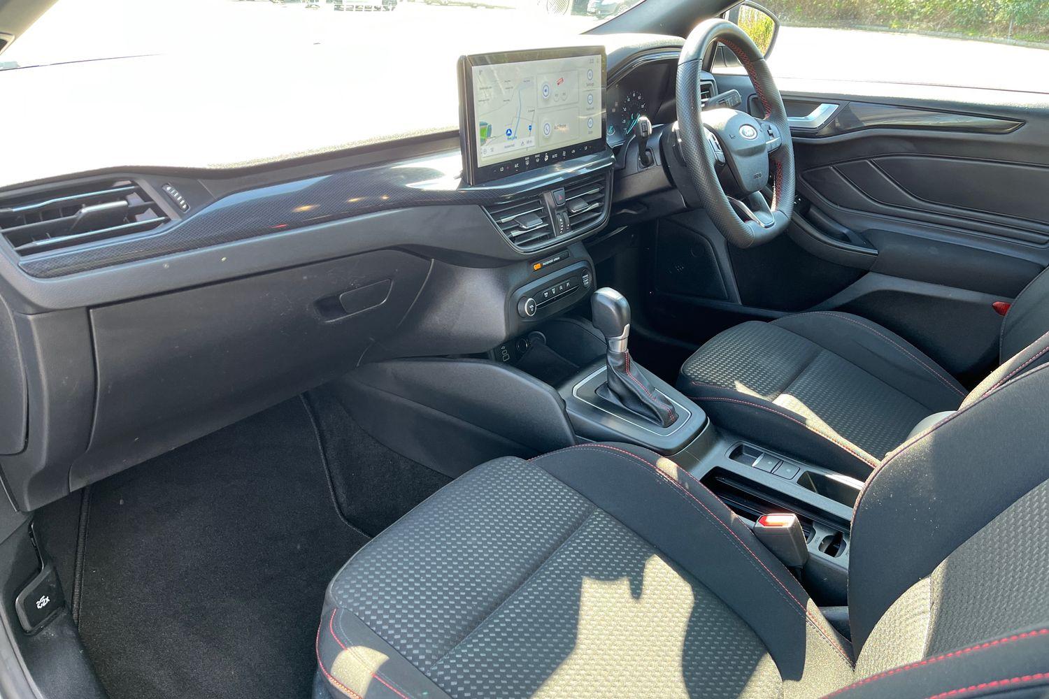 Ford FOCUS Photo 17