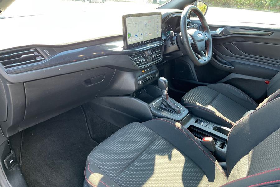 Ford FOCUS Photo autoimg-75a3297517a70e638769ae424a461f5eb3a5302e.jpg