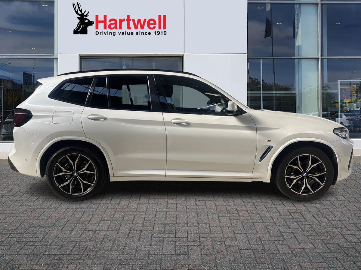 2021 BMW X3 thumbnail 3