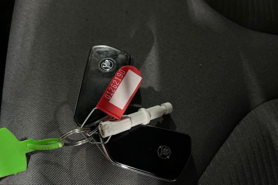Skoda ENYAQ Photo autoimg-75a5af739d0f3fe7a2e48f954744535fc1f44fed.jpg