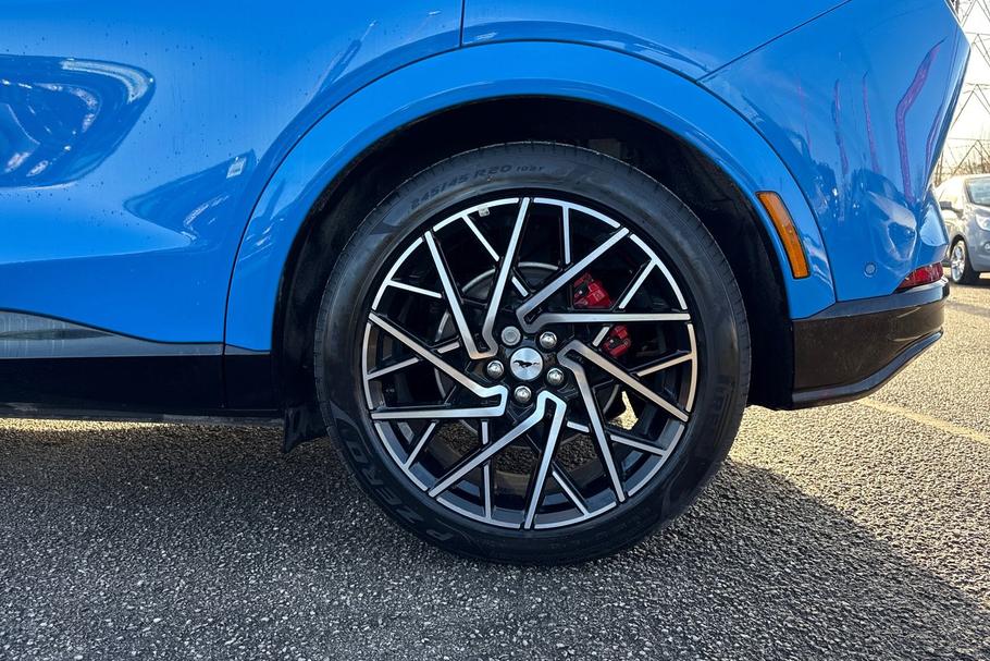 Used Ford MUSTANG MACH-E 8