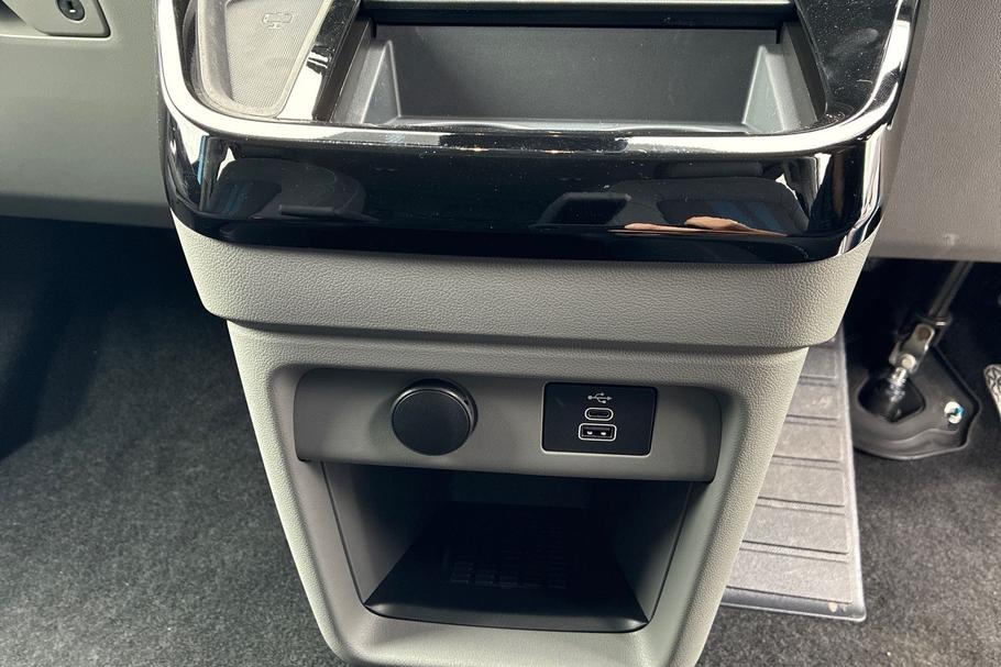 Used Ford TRANSIT CUSTOM DYZ9135 33