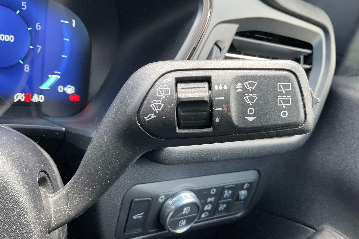 Ford KUGA Photo 14