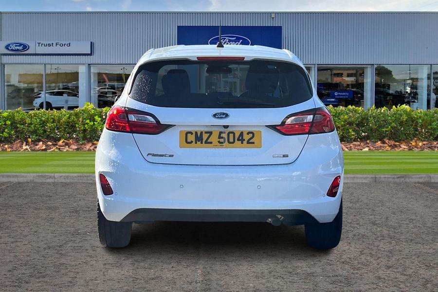 Ford FIESTA Photo autoimg-75c1470c3eff87679299e62d20d50e4e5a75484a.jpg
