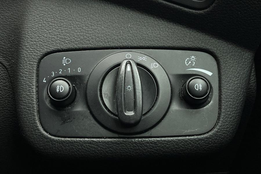 Ford C Max Photo autoimg-75c1ae45231bce2c32a4974b5f5128c7bfc89bce.jpg