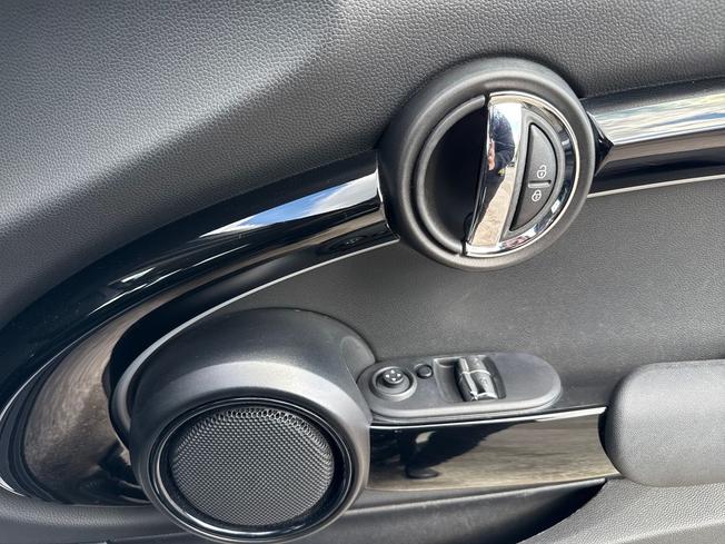 MINI Hatch Photo 27