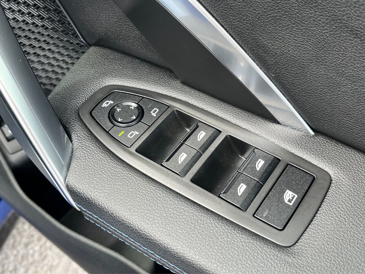 BMW X1 Photo 30