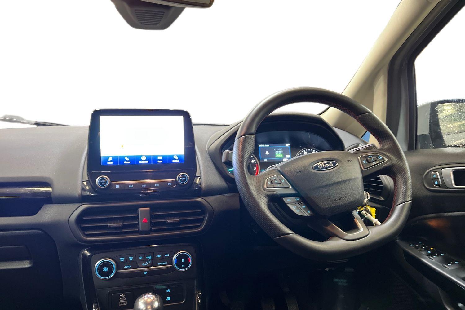 Ford ECOSPORT Photo 9