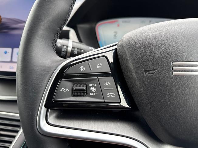 BYD Seal U Photo 16