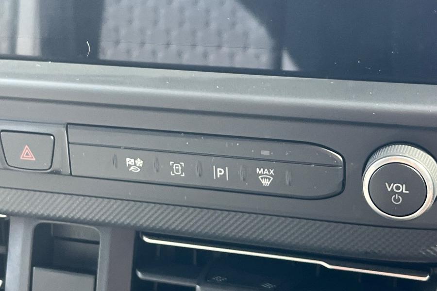 Ford TRANSIT CUSTOM Photo autoimg-75cd7fe7d7133c3a3ba495632e7b1ccb99159d04.jpg