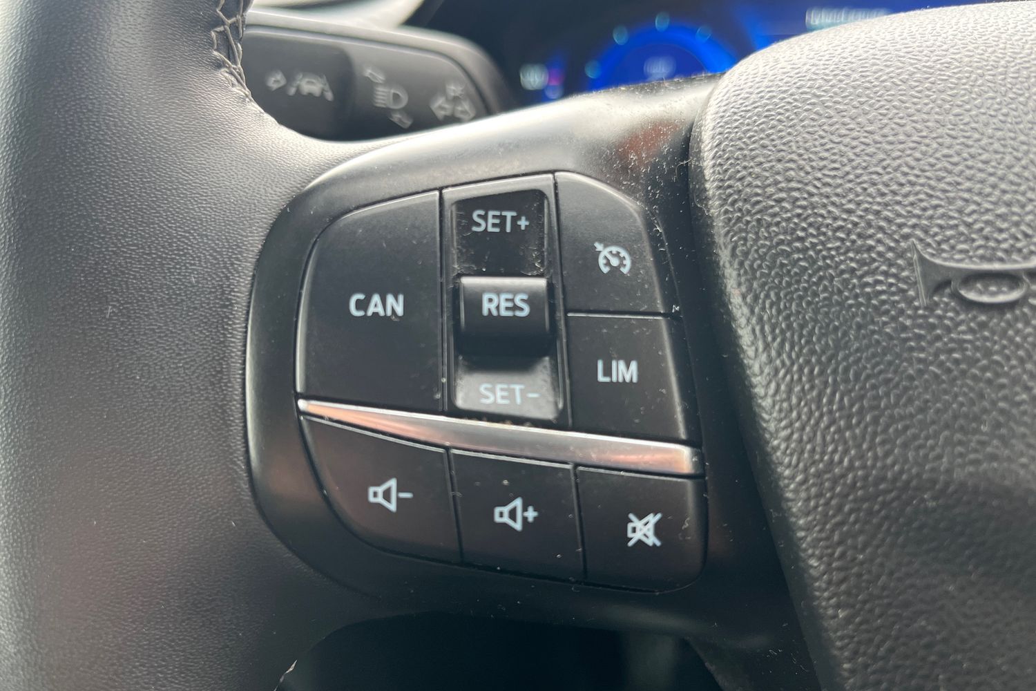 Ford Fiesta Photo 31