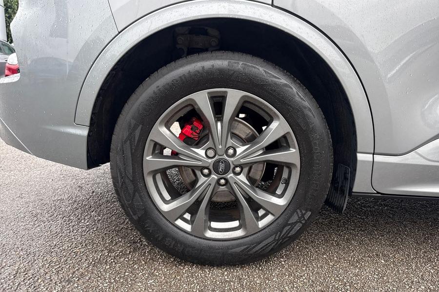 Ford KUGA Photo autoimg-75ce064142ca2d2d157820e14b0fb4e303163072.jpg