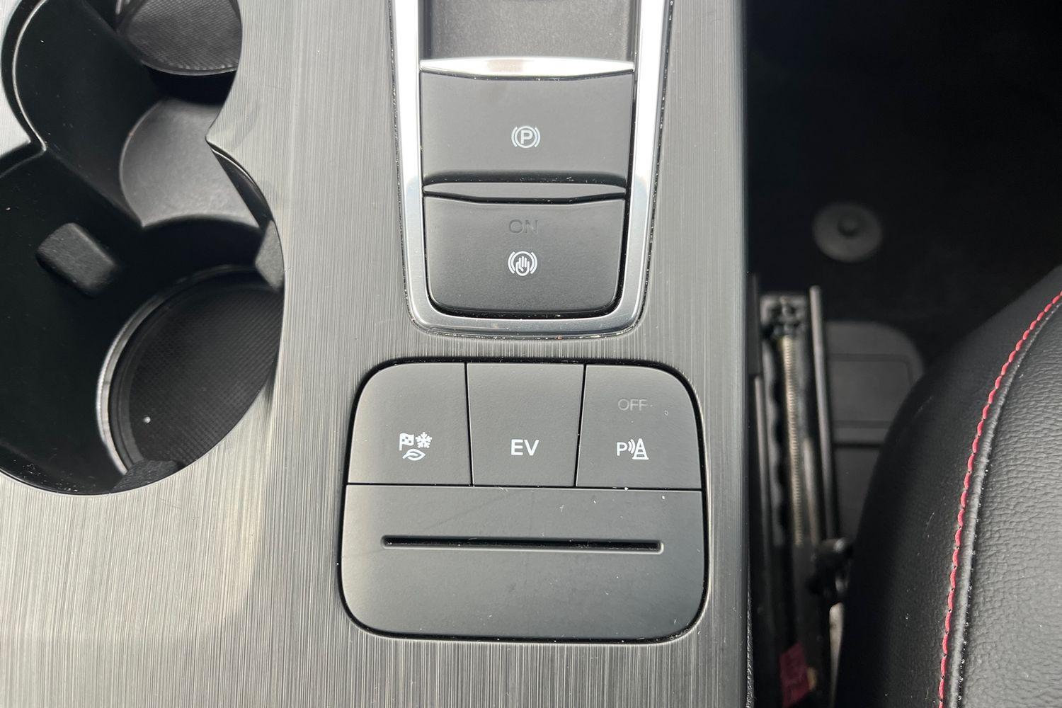 Ford Kuga Photo 35