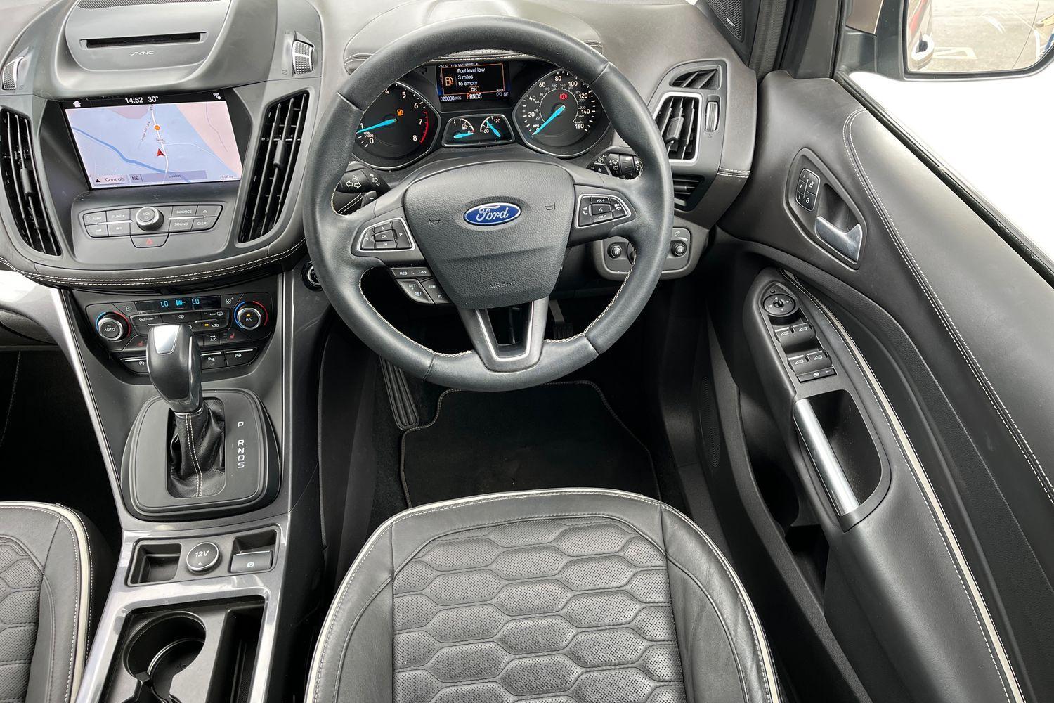 Ford KUGA Photo 10