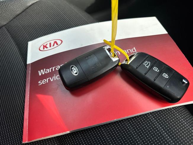 KIA Stonic Photo 42