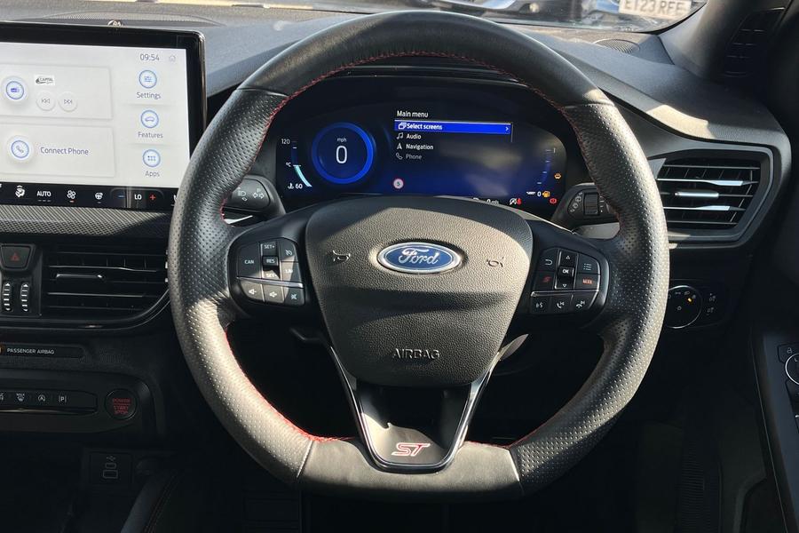 Ford FOCUS Photo autoimg-75dc878f6d106718461f5a7430a3e99bbf910e73.jpg