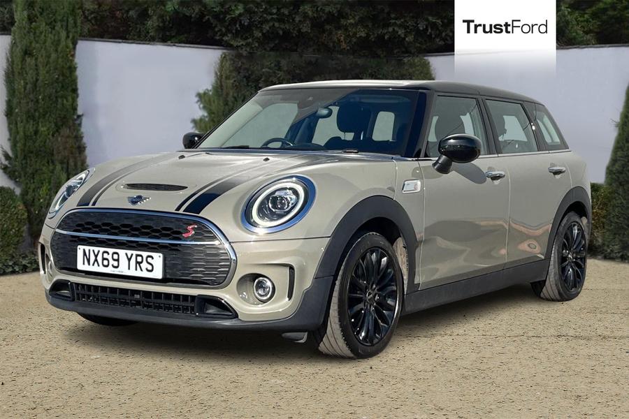 MINI CLUBMAN Photo autoimg-75dd446ae3274c95d546492cd36435fd5b80c4d2.jpg