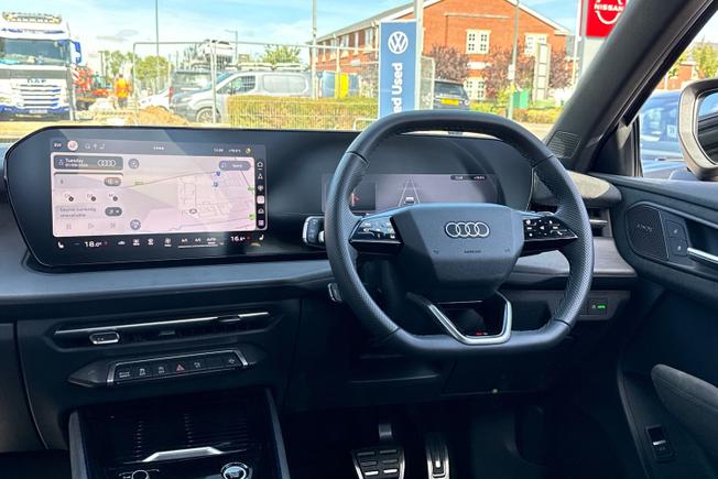 AUDI Q3 Photo 41