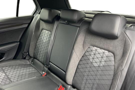 Volkswagen Golf Photo autoimg-75e053c84249731084a9014fa949262a8522593a.jpg
