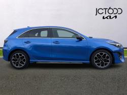 KIA Ceed Photo 4