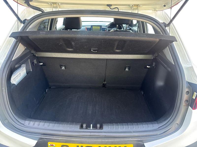 2019 19 KIA STONIC