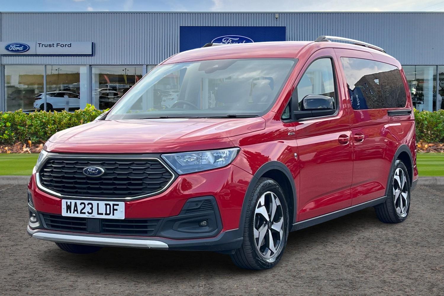 Ford GRAND TOURNEO CONNECT Photo 4