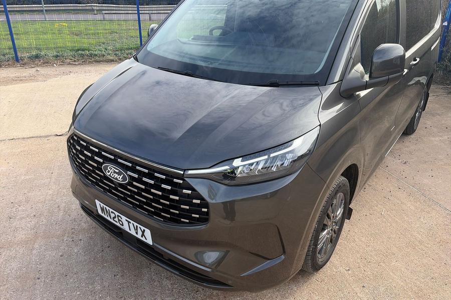 Ford TOURNEO CUSTOM Photo autoimg-75f5445f959269394f40c2d51af9ddfde6283e80.jpg