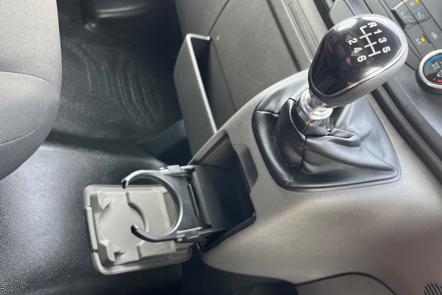 Ford TRANSIT Photo 28