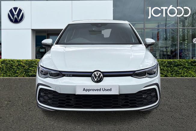 VOLKSWAGEN Golf Photo 8