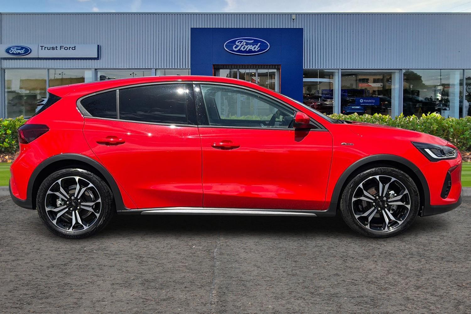 Ford FOCUS Photo 2