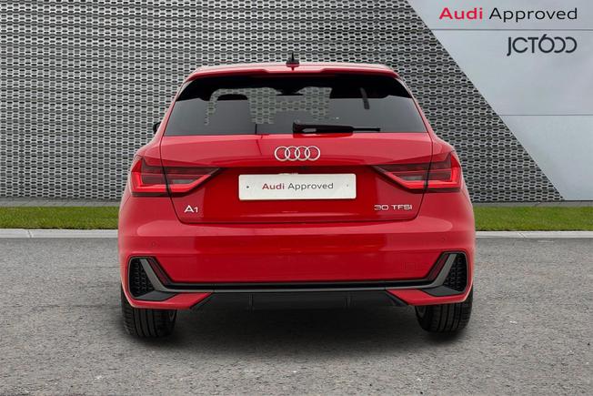 AUDI A1 Photo 7