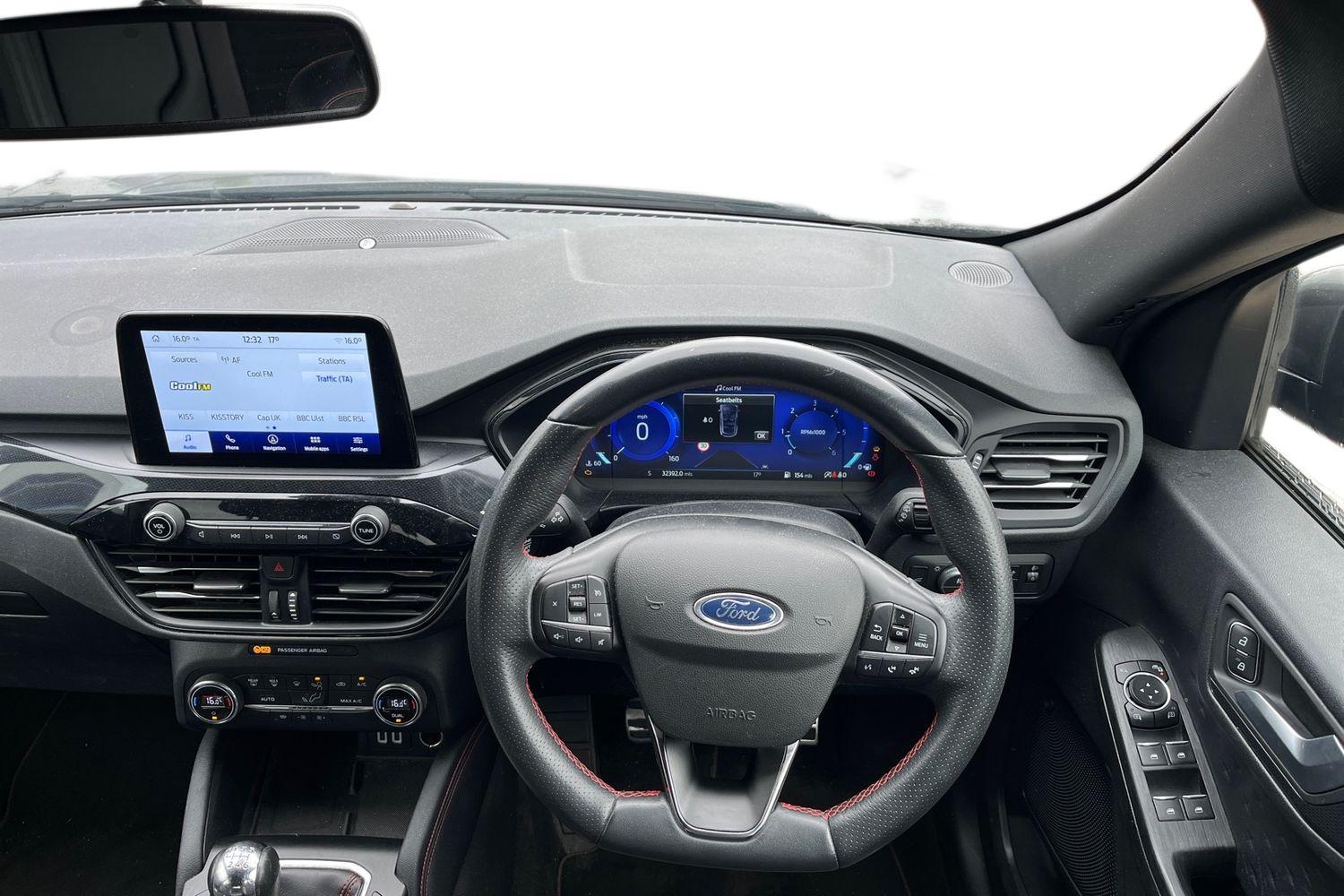 Ford KUGA Photo 10