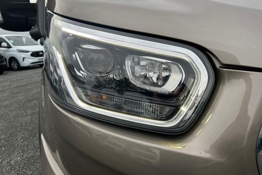 Ford Transit Photo autoimg-7609e2dc249bd1856be482743ab0cf413595768c.jpg