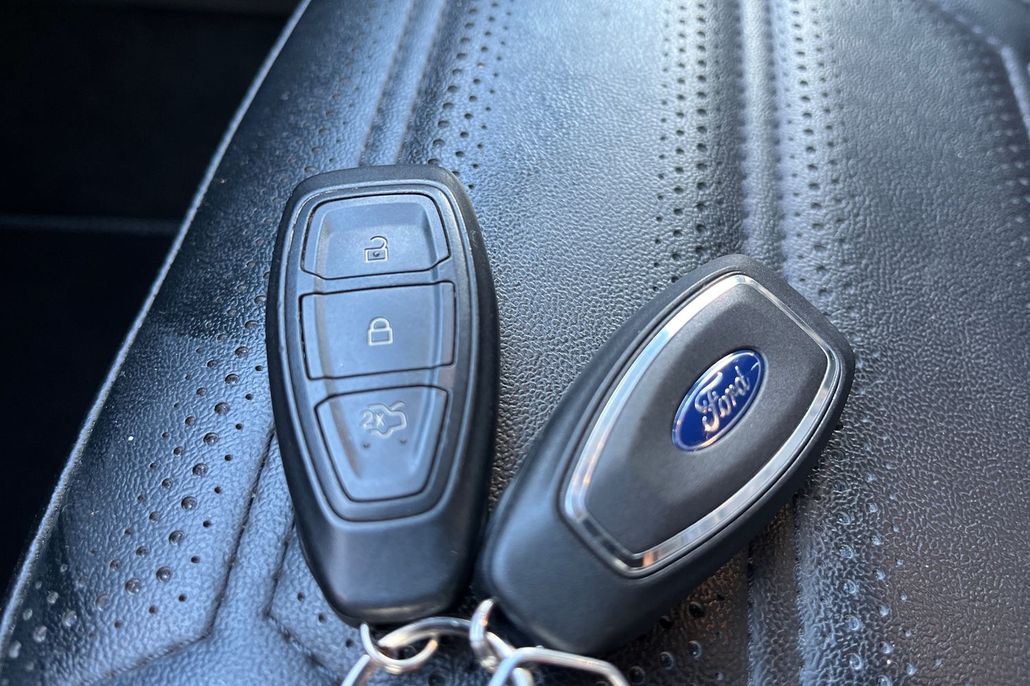 Ford FOCUS Photo 21